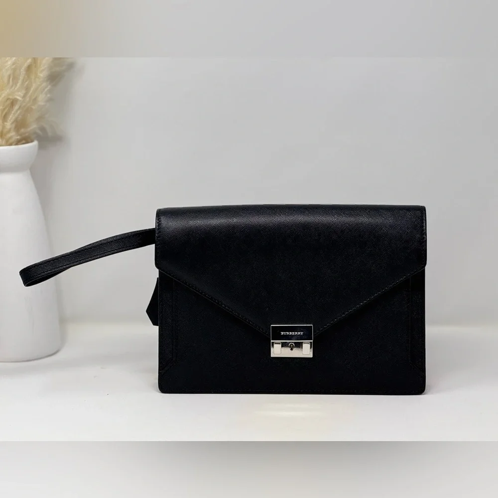 💯Authentic Autre Marque BURBERRY Black Leather Clutch Bag